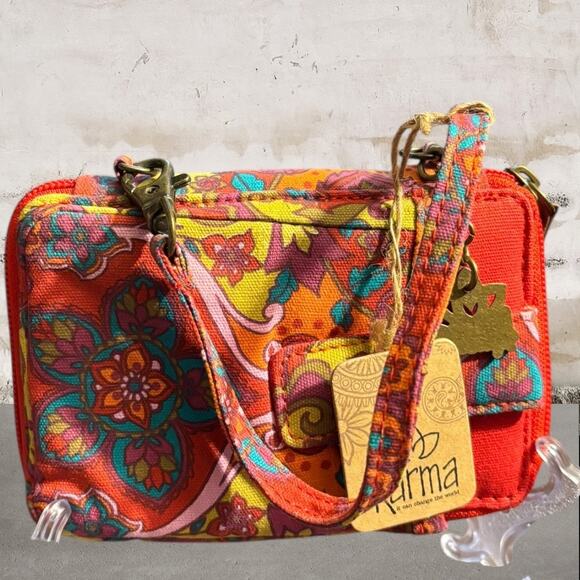 Karma NWT Multicolor Floral Wristlet Wallet - Picture 4 of 7